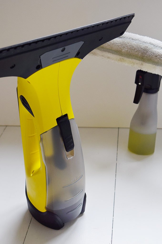 Karcher WV5 Window Vac Demo And Review Of Window Cleaning Vacuum Cleaner 